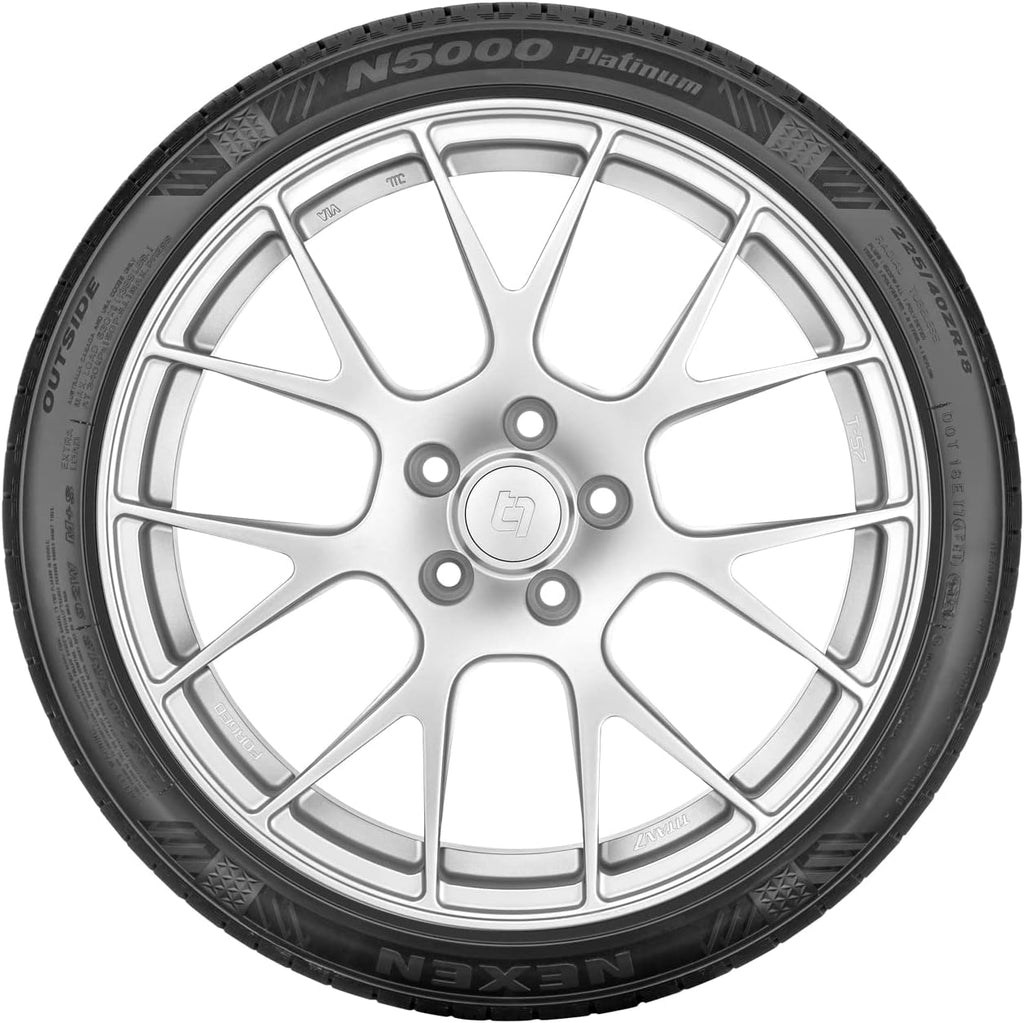 235/55R20 102V Tire Z141903